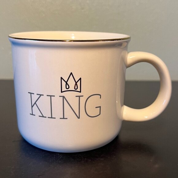 Threshold KING Cream-Colored Stoneware Mug with Metallic Gold Crown and Rim - Picture 2 of 8